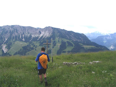 Gipfelkreuz Jochschrofen über Oberjoch